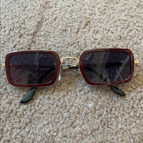 Accessories - vintage square sunnies